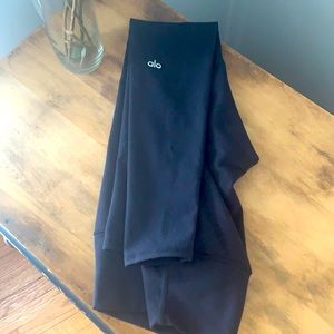 Alo Leggings